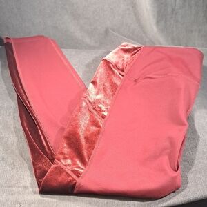 Torrid Burgundy Red & Velvet Inset Active Leggings with Side Pockets NWT 2